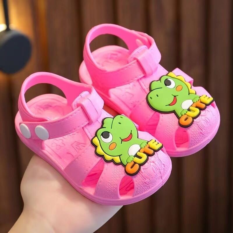 Beebi väikelaste kingad Baotou pissivastased suvised beebi pehmed tallad 0-1-2-3 poisid, tüdrukud, beebide kodu libisemisvastased sandaalid