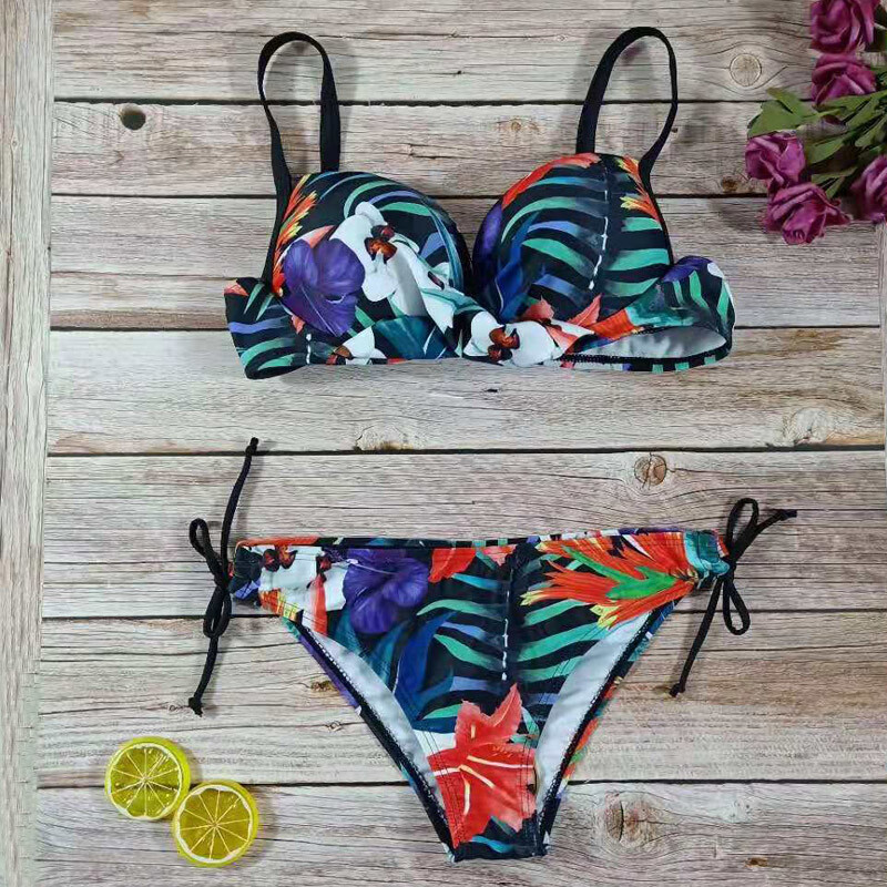 moteriškas seksualus gėlėmis rašto maudymosi kostiumėlis su paminkštintais apatiniais maudymosi kostiumėliais žemu juosmeniu bikinio kaklaraištis šoninis maudymosi kostiumėlis dviejų dalių bikinio rinkinys