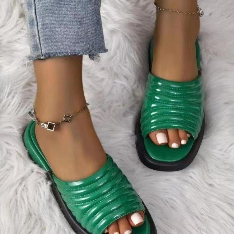 Suvised uued naiste sussid reisijalatsid kallak sandaalidega Big Red Mood Seksikad naiste kingad Luksuslikud sandaalid Femme Zapatillas