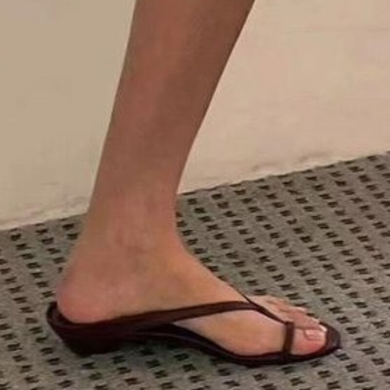 Naiste kingad soodushinnaga 2024. aasta kvaliteetsed suvised naiste sussid, lahtise varbaga, madala kontsaga vabaaja kerged rannasussid