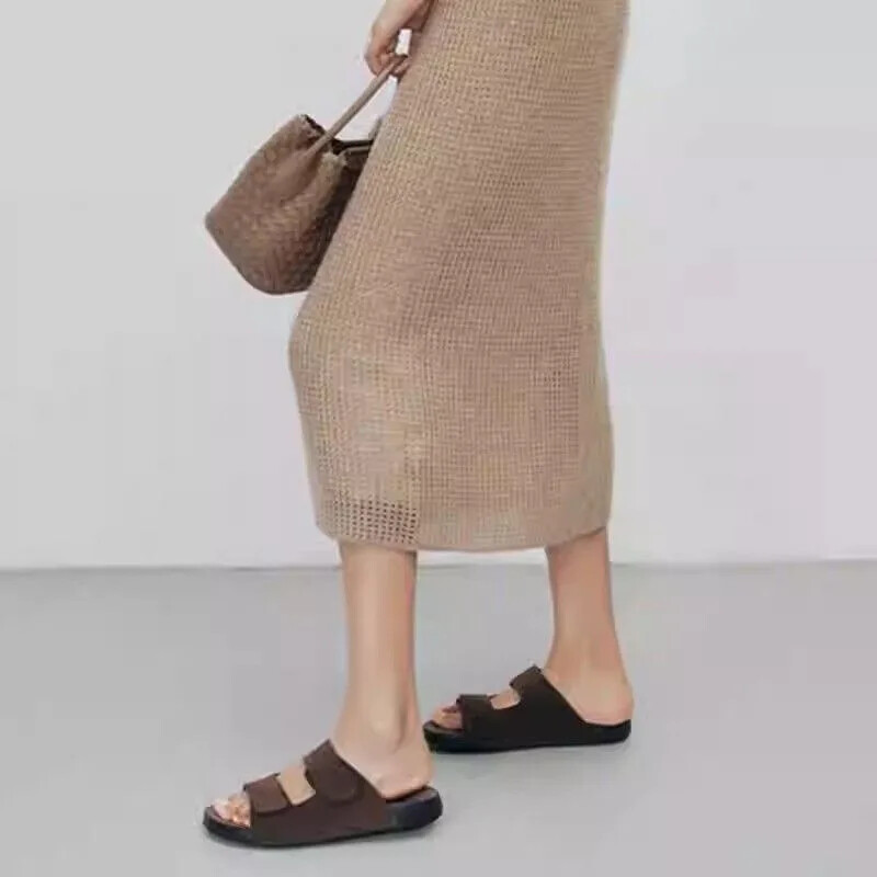 Moteriški batai, 2024 m. Naujos atviros moteriškos šlepetės vasarinės Romos kietas solft padas lauko laisvalaikio plokščios, patogios šlepetės