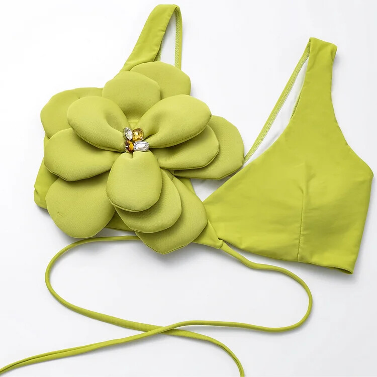 2024. aasta naiste paeltega käsitsi õmmeldud 3D lilledega bikiinide ujumistrikoo ja sarongi ujumisriided kaheosalised bikiinikomplektid