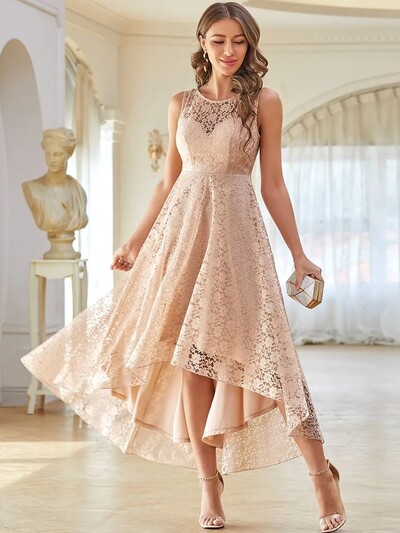 Unithorse Ümarkaelusega pitsist liibuv pruutneitsi kleit elegantne õhtukleit