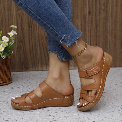 Γυναικεία παπούτσια 2024 Hot sale Basic γυναικείες παντόφλες μόδας Peep toe casual παντόφλες Γυναικείες καλοκαιρινές παντόφλες με σφήνα στρογγυλά δάχτυλα Zapatos