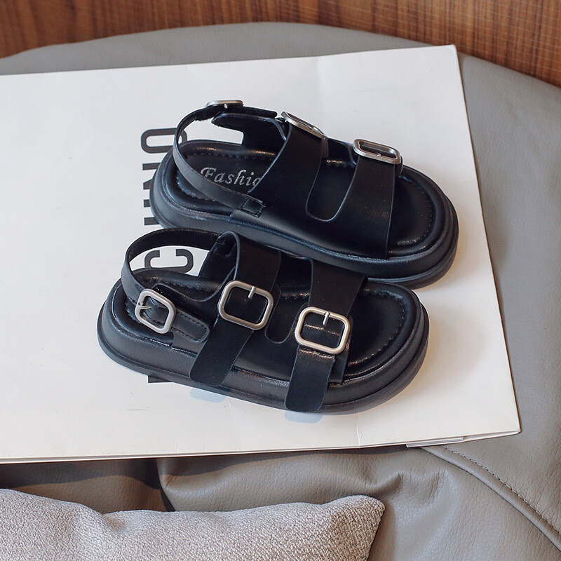 Dydis 23–37 Vaikiški laisvalaikio basutės 2024 m. vasaros mados vienspalviai metaliniai sagtimi mergaičių sandalai vaikams berniukams paplūdimio batai