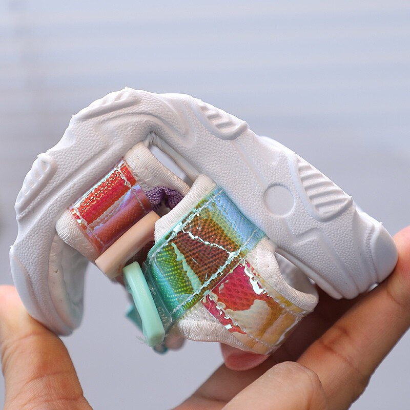 21-30-as méret Nyári babacipők csúszásgátló divat fiú lány szandálok Kid Prewalker újszülött puha talpú babacipők kisgyermek strandszandálok