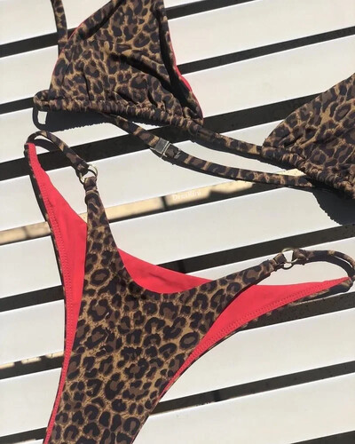 Seksīgs leoparda bikini uzvalks sieviešu peldkostīms ar siksnu, trīspunktu bikini ar zemu vidukli. Sieviešu peldkostīmi vasarā bez muguras