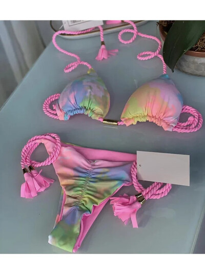 Seksikas naiste ujumistrikoo, kolmnurksed bikiinid, stringid, sidemega ujumistrikoo, ühevärvilised vannikostüümid, kaheosalised ujumisriided rannariided