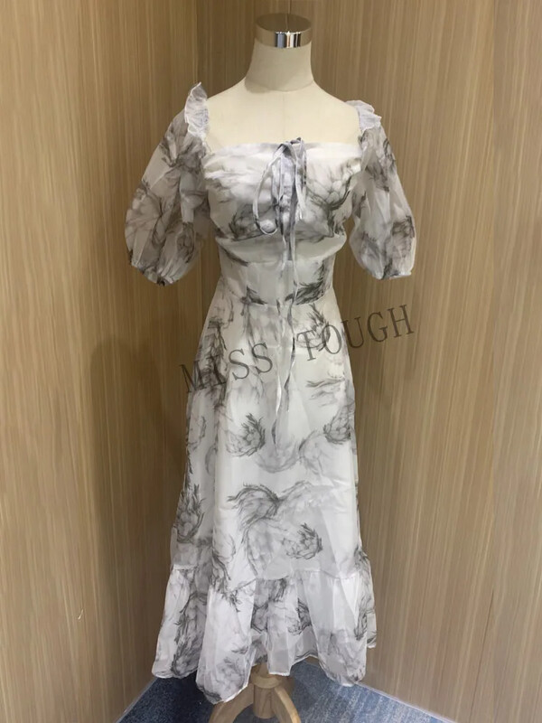 Suvine lillemustriga kleit naistele Seksikas prantsuse stiilis vintage peokleit Midi-kleidid vabaaja Korea mood Elegantne retrokleit 2024 Uus