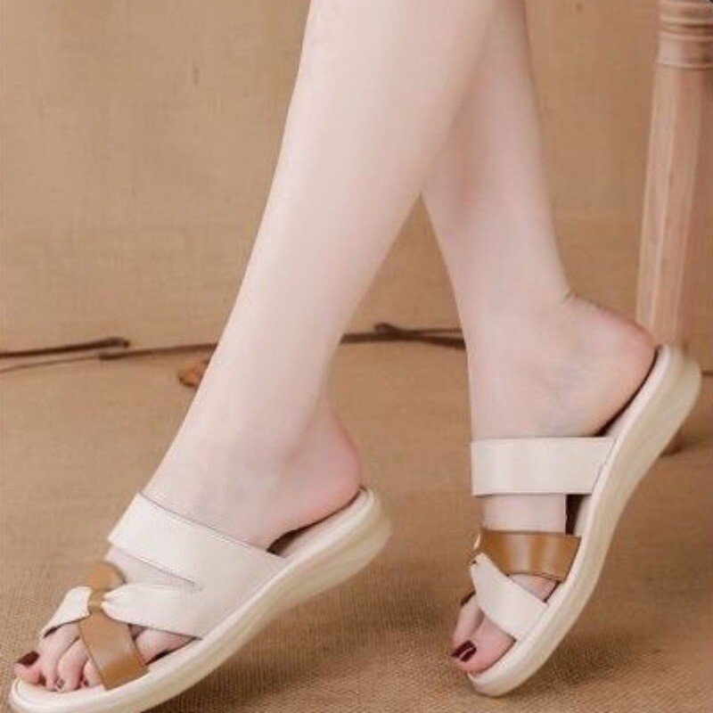 Naiste sandaalid, nahast vabaaja sussid, plätud, lamedad jalatsid naistele. Tasuta kohaletoimetamine Slaidid Madala hinnaga Naturaalne nahk Eva 39