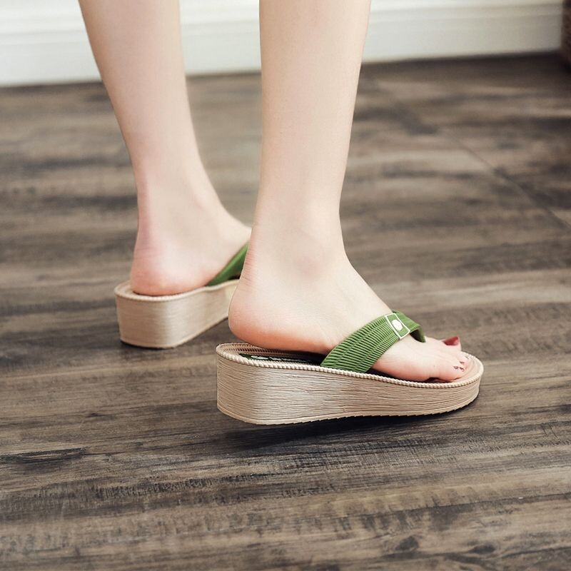 Sandale pe plajă Tobogane Flip-flops Papuci de femeie Pantofi verzi pentru femei Pantof cu toc pană PVC Casual Ofertă elegantă și la modă