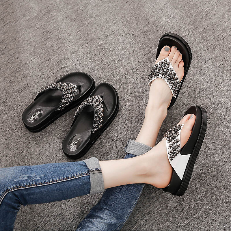 Naiste sussid Disainer Elegantsed naiste plätud, suvised uued 2023. aasta platvormsandaalid Moodsad sussid Rhinestone luksuslikud kiilud