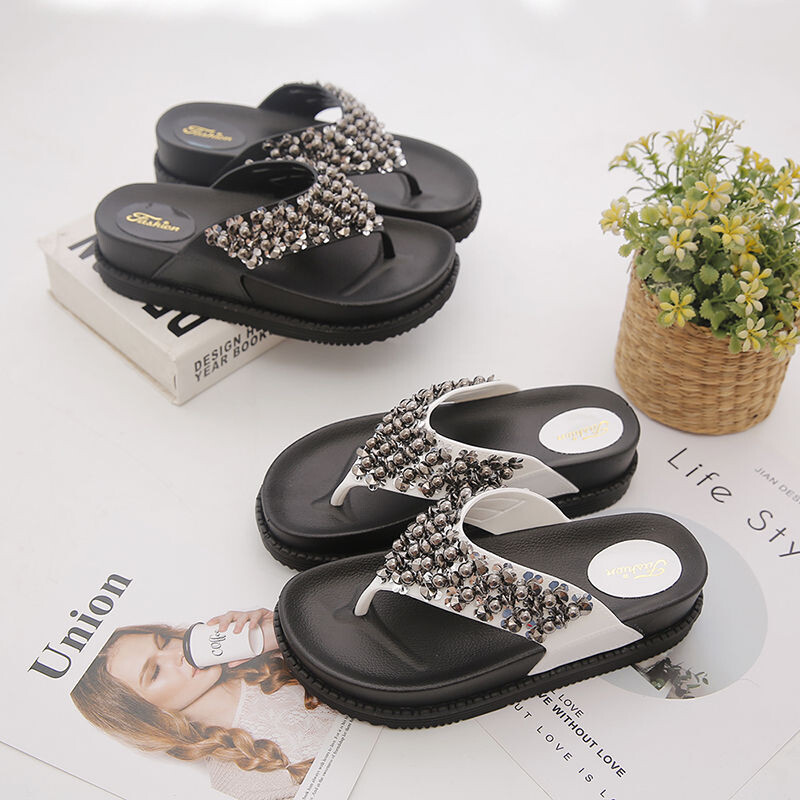 Naiste sussid Disainer Elegantsed naiste plätud, suvised uued 2023. aasta platvormsandaalid Moodsad sussid Rhinestone luksuslikud kiilud