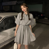 Vasarinė nauja Polo apykaklės sutraukiama virvelė prie juosmens 2–300 svarų laisvo kirpimo liekninanti trumpomis rankovėmis senstanti suknelė