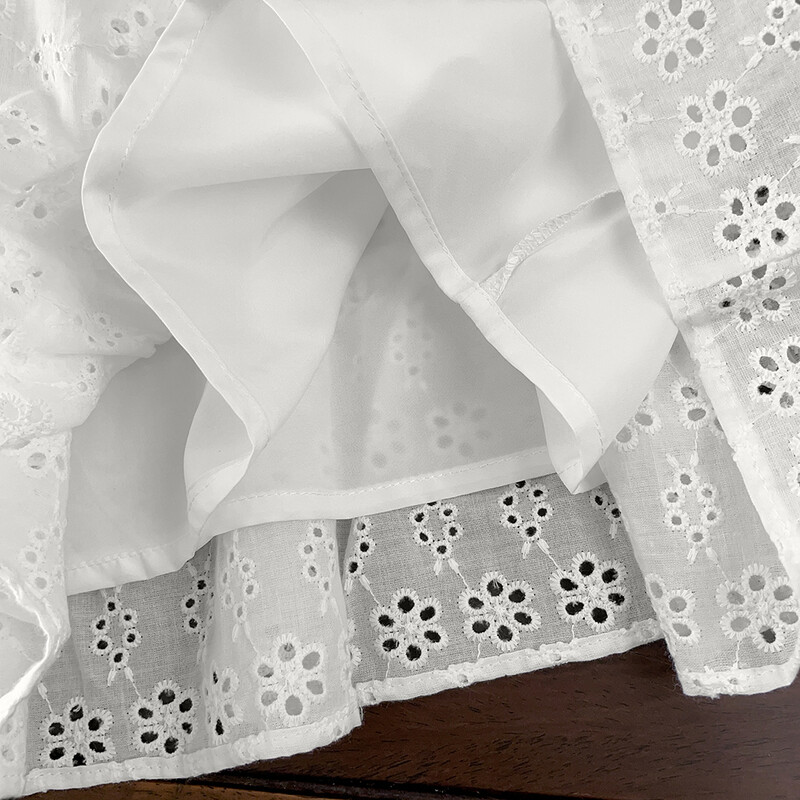 Bear Leader Dizajnirana haljina za djevojčice Ljeto 2023. Modni remen za djevojčice Bijela blagdanska haljina s prslukom srednje dužine Haljina za djevojčice