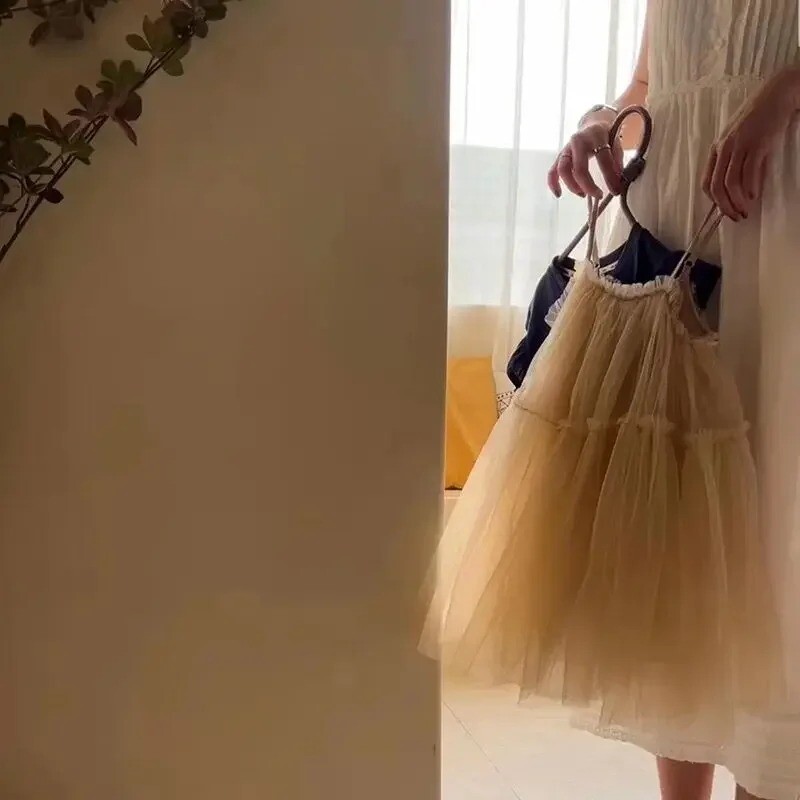 Laste tüdrukute pitsist võrkkleit 2024 uustulnuk Lasteprintsessi šampanjakleit Beebitüdrukute suvine varrukateta kleit