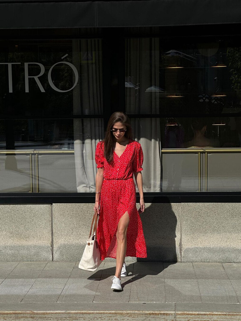 Bornladiesi punane täpiline kleit naistele suvine vaba V-kaelusega moodne ja šikk kontoris daami pikk seelik, mitmekülgne töösõit