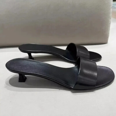 Kvaliteetsed kingad Naistele avatud varbaga naiste sussid, moodsad naiste sussid, naiste madalad õhukesed kontsad, õues, naiste kingad