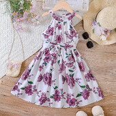 Magusad ja romantilised lillelised seelikud tüdrukute suveks, pastoraalsed lillelised päitsed ja kuurordistiilis värviline triibuline kleit