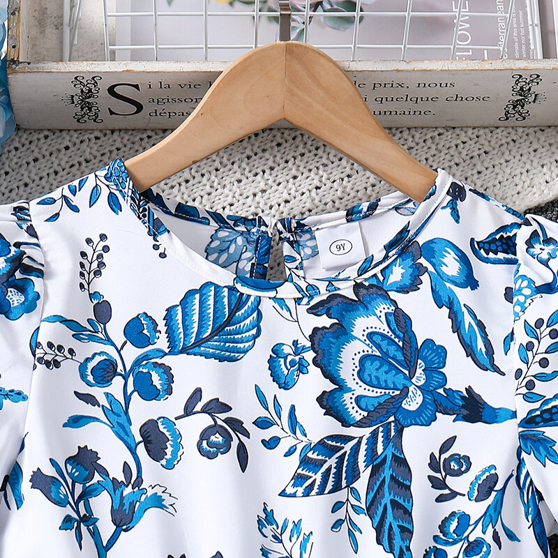 Lastekleit tüdrukutele Sinise lillega pikk kleit ja eemaldatav vöö Elegantne stiil Stiilne suvepuhkus Igapäevased lasteriided