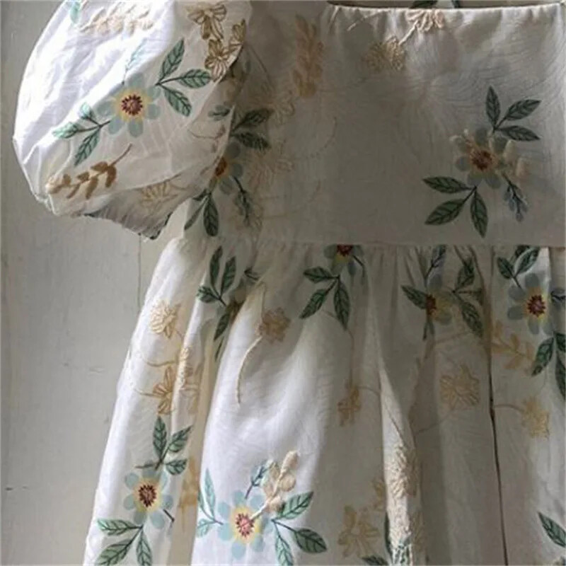 Vasaros naujo stiliaus korėjietiškos vaikiškos suknelės mergaičių siuvinėtos trumpomis rankovėmis princesės suknelės mielos balioninės rankovės, vaikiškos