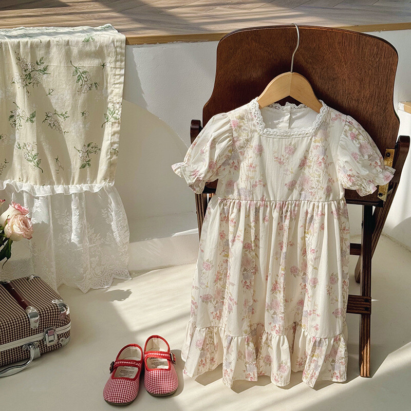 Prantsuse lilleline kandiline kaelarihm, 2024. aasta suvine volangidega lühikeste varrukatega laste kookkleit