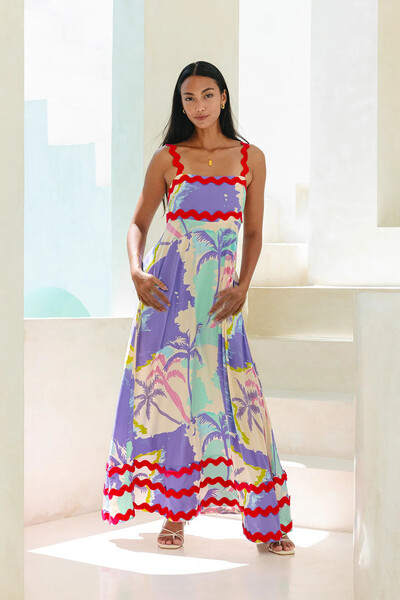 2024 m. nauja aukščiausios klasės elegantiška A formos suknelė su smulkiu susmulkintu gėlių bangavimo dirželiu