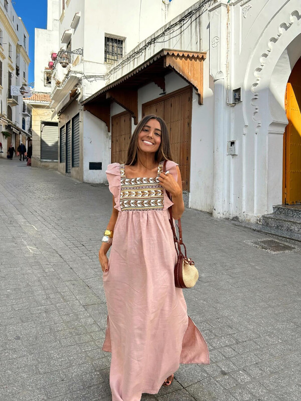 Prinditud Lotus Leaf varrukatega lõhestatud naiste maksikleit Elegantne ruudu kaelusega kõrge vöökohaga suvekleidid 2024. aasta kõrge tänavarõivaste hommikumantlid