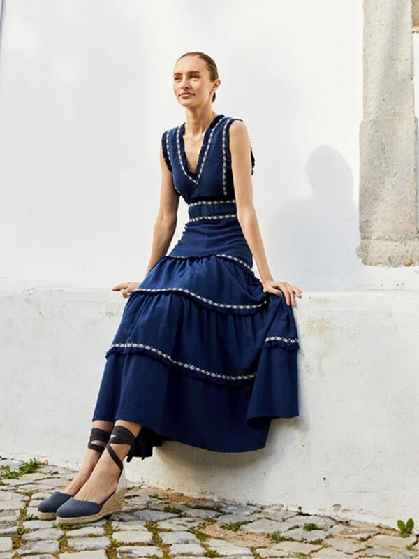 Elegantsed naiste varrukateta tutiga kookkleidid Suvemoodne V-kaelusega trükitud kleit 2024. aasta uus kontorinaiste tänavarõivad