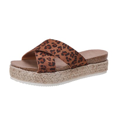 Rannajalatsid Leopard plätud Lamedad sussid Kuldsussid Naiste liugurid Suvised sandaalid Paksu tallaga sussid, platvorm naistele