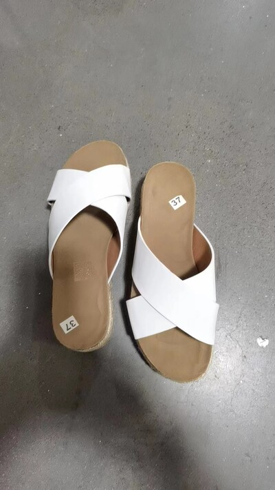 Rannajalatsid Leopard plätud Lamedad sussid Kuldsussid Naiste liugurid Suvised sandaalid Paksu tallaga sussid, platvorm naistele