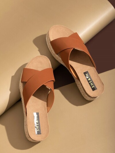 Rannajalatsid Leopard plätud Lamedad sussid Kuldsussid Naiste liugurid Suvised sandaalid Paksu tallaga sussid Platvorm Naistele