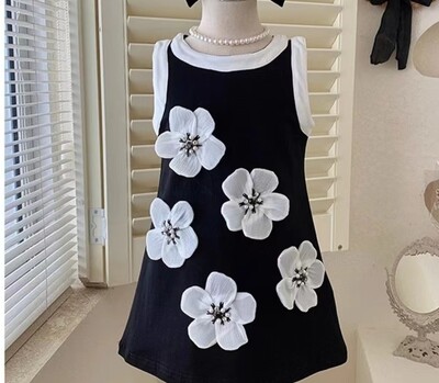 Nauja mergaičių juoda princesiška suknelė be rankovių, vasarinė Hepburn stiliaus trimatės gėlės, vaikiškos apatinės marškinių suknelės, kūdikių suknelės