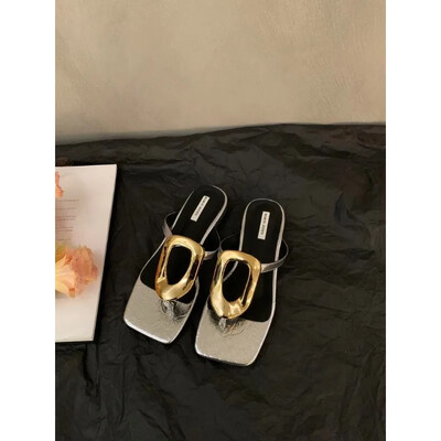 2024. aasta uus bränd, suvine naiste hõbedased sussid, mood, elegantsed metallist kaunistused, slaidid kingad naistele õues, paksu kontsaga sandaalid