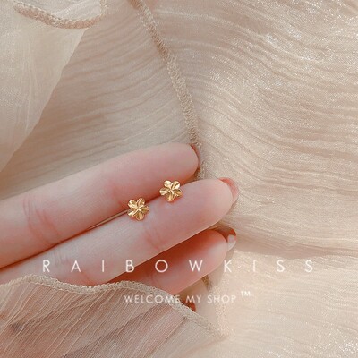 Cercei tip inimă cu inimă de fluture, placat cu argint, de culoare aurie, pentru femei, piercing pentru ureche, Helix, Helix, Tragus, cadou