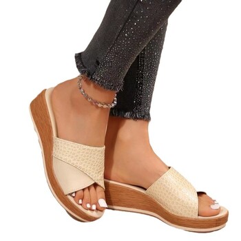 Γυναικείες παντόφλες Wedge Heel Plus Size 2024 Καλοκαίρι Νέο Στιλ Μοντέρνα Γυναικεία Παπούτσια Γυναικεία άνετα σανδάλια PU Wedge Platform