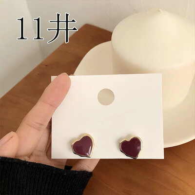 Uued Korea saabuvad metallist trendikad värsked armsad magusad hallide lehtedega kõrvarõngad naistele 2023. aasta moeehted