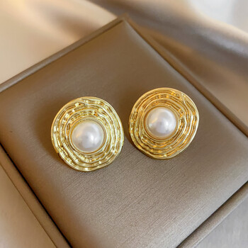 Корейски неправилен барок BImitation Pearl Round Stud обеци за жени Златен цвят обеци Бижута Прост подарък за Свети Валентин