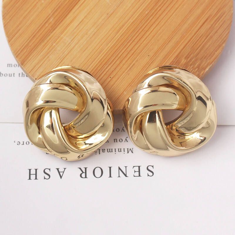 Noi cercei mari din metal pentru femei Cercei cu picătură exagerați în spirală de culoare aurie Bijuterii pentru urechi grele oorbellen voor vrouwen