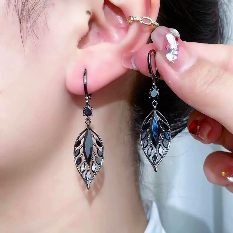 2023. aasta uus moesuund, tsirkoonkristall, mustast lehest ripatskõrvarõngad naistele, ainulaadse disainiga temperamendiga lahedad tüdrukute peoehted