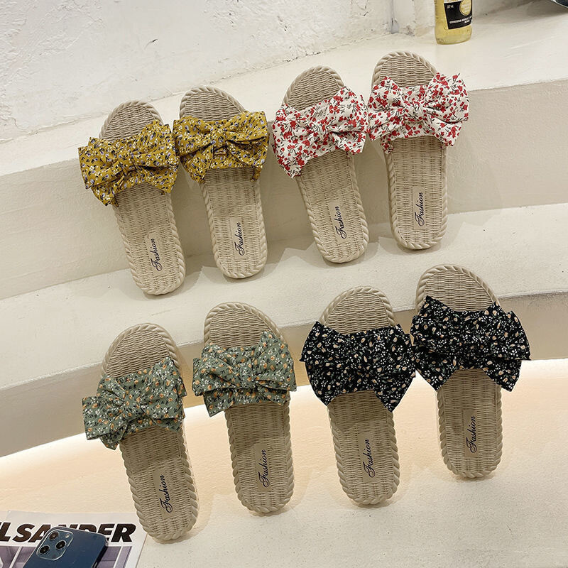 Sussid, naiste suvised väljasõidud, üliõpilased, moodne kikilips, kõik sobivad lameda põhjaga mereäärne puhkus, rand, pehme põhjaga välimine jalatsid