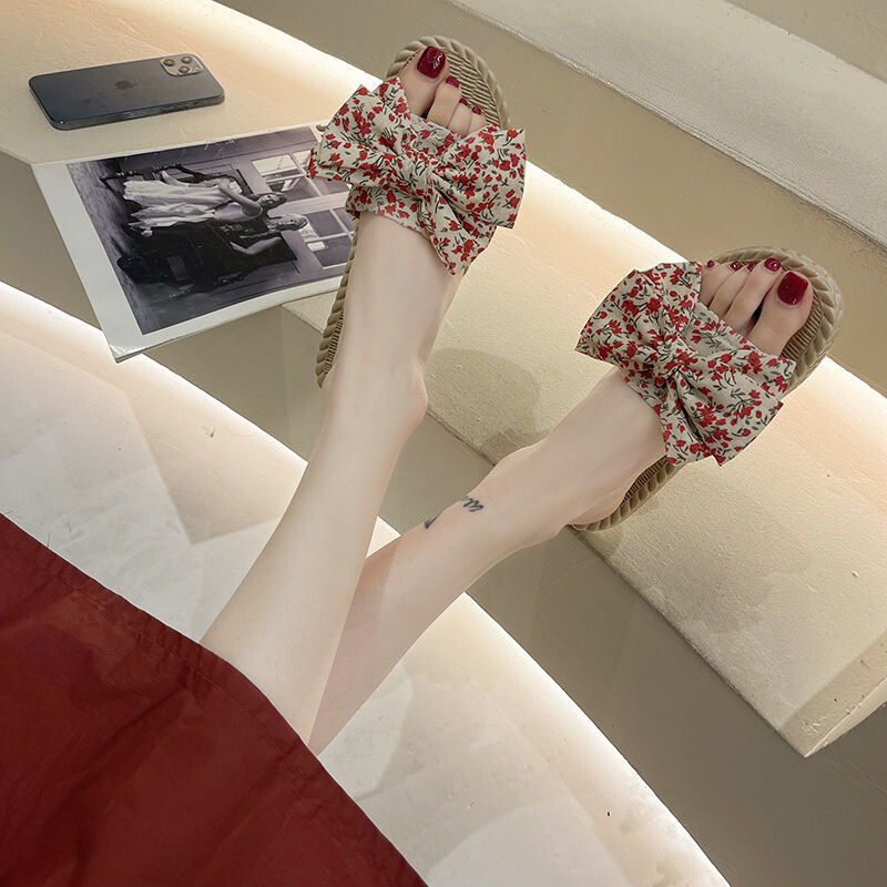 Sussid, naiste suvised väljasõidud, üliõpilased, moodne kikilips, kõik sobivad lameda põhjaga mereäärne puhkus, rand, pehme põhjaga välimine jalatsid