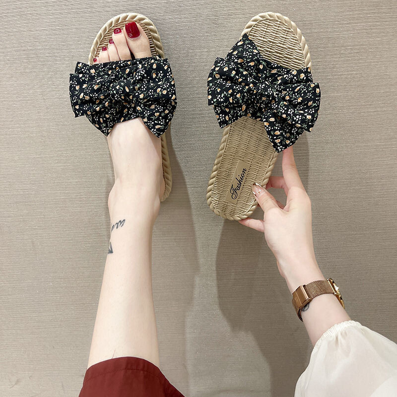 Sussid, naiste suvised väljasõidud, üliõpilased, moodne kikilips, kõik sobivad lameda põhjaga mereäärne puhkus, rand, pehme põhjaga välimine jalatsid