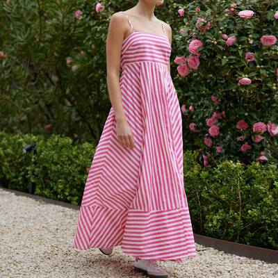 Naiste triibuline maksikleit, seljata Cami pikk kleit, spagetirihmaga, väljalõikega lendlev kleit, volangidega puhkusekleit