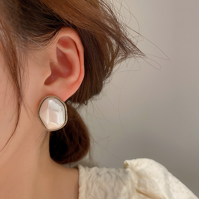 Cercei cu perle neregulate la modă, pentru femei, 2022, la modă, retro, culoare auriu, cercei cu perle simulate, pentru femei, bijuterii de nuntă