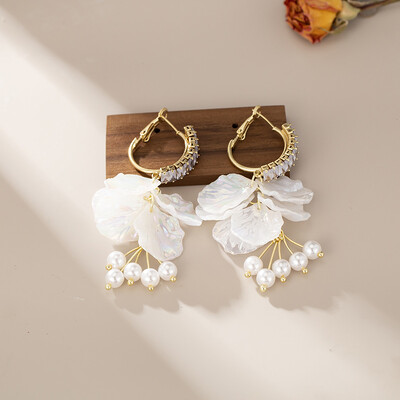 ZAKOL Korea moe imitatsioonist rippuvad kõrvarõngad valgest kristallist tsirkooniumoksiidist lilledega pruudi kõrvarõngaste peo aksessuaarid naistele