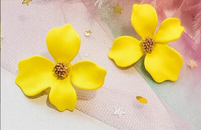 S925 Sidabrinė adata Senior Red Žiedlapiai Grynieji Raudoni Temperamentas Mieli Maži Gėlėti Auskarai Moteriški Papuošalai Auskarai Madingi Papuošalai