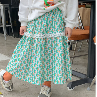 Vasaros mergaičių pussijonas su gėlėmis Rudeninis vaikiškas nėriniuotas A formos sijonas Mielas ir universalus sijonas kūdikiams vaikiški drabužiai