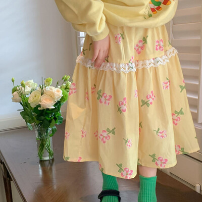 Vasaros mergaičių pussijonas su gėlėmis Rudeninis vaikiškas nėriniuotas A formos sijonas Mielas ir universalus sijonas kūdikiams vaikiški drabužiai