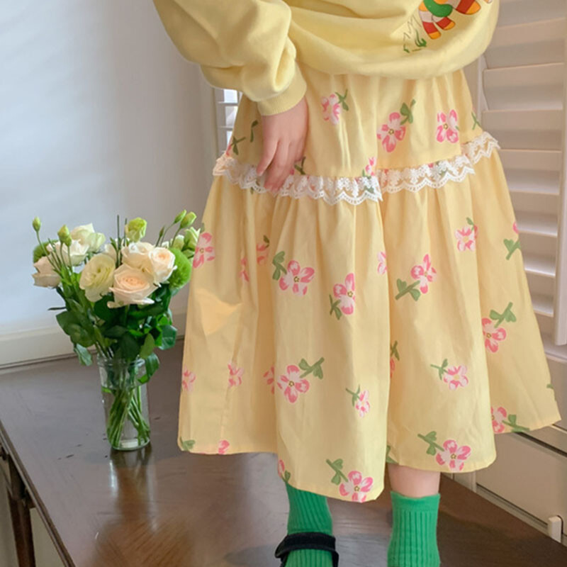 Vasaros mergaičių pussijonas su gėlėmis Rudeninis vaikiškas nėriniuotas A formos sijonas Mielas ir universalus sijonas kūdikiams vaikiški drabužiai